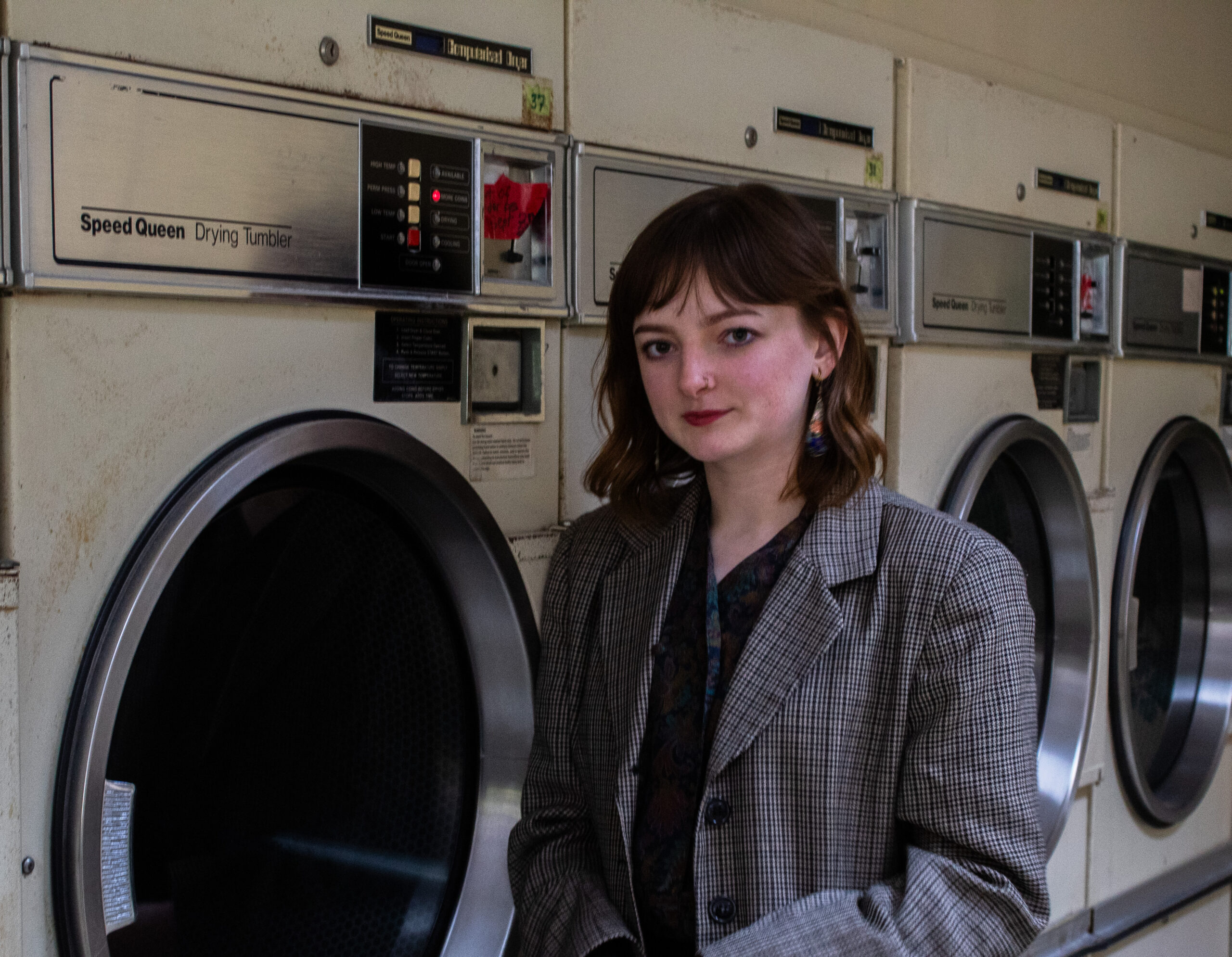 About cairns headshot1